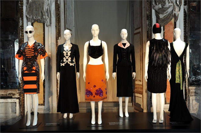 Use Mannequins to Improve your Display Window