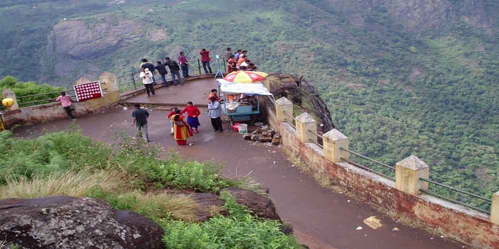 Visit mesmerizing Ooty this Vacation