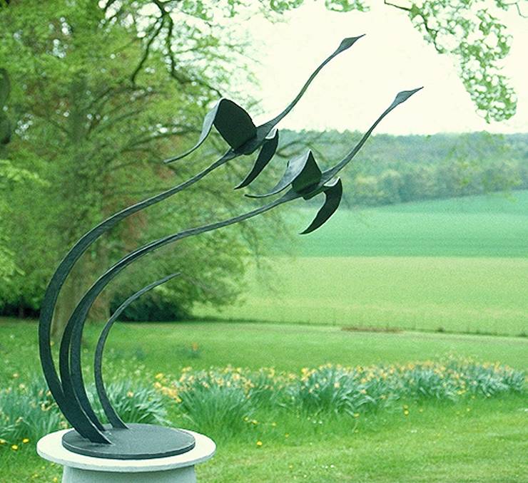 Famous Steel Sculptures That Inspire Awe and Wonder