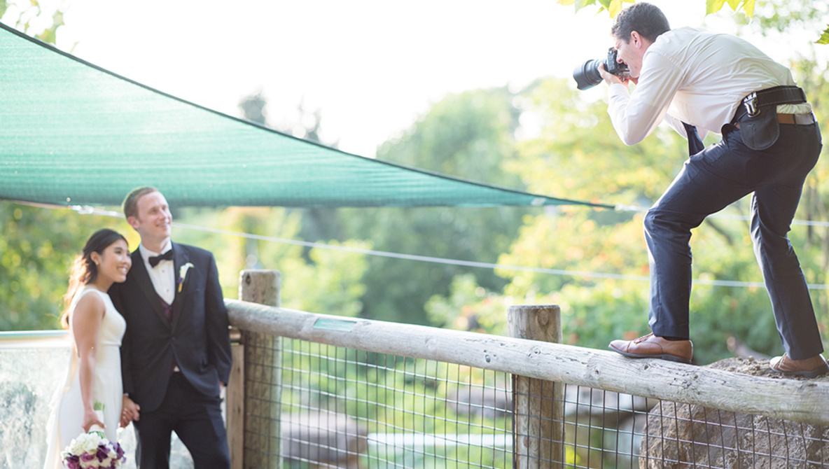 Top 4 requirements to be a wedding photographer