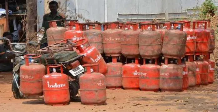 3 Free 5 KG  LPG Cylinders to Ujjwala Beneficiaries