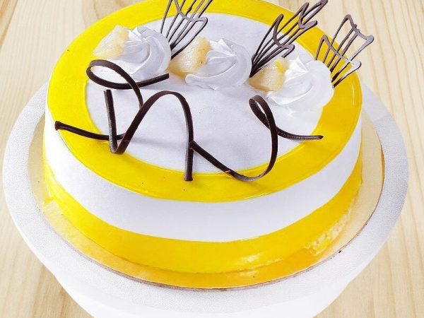 Available cake delivery service in Ludhiana